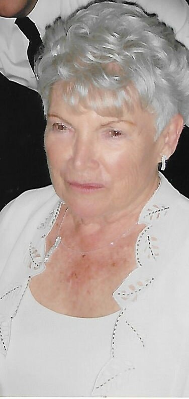 Lorraine Archer